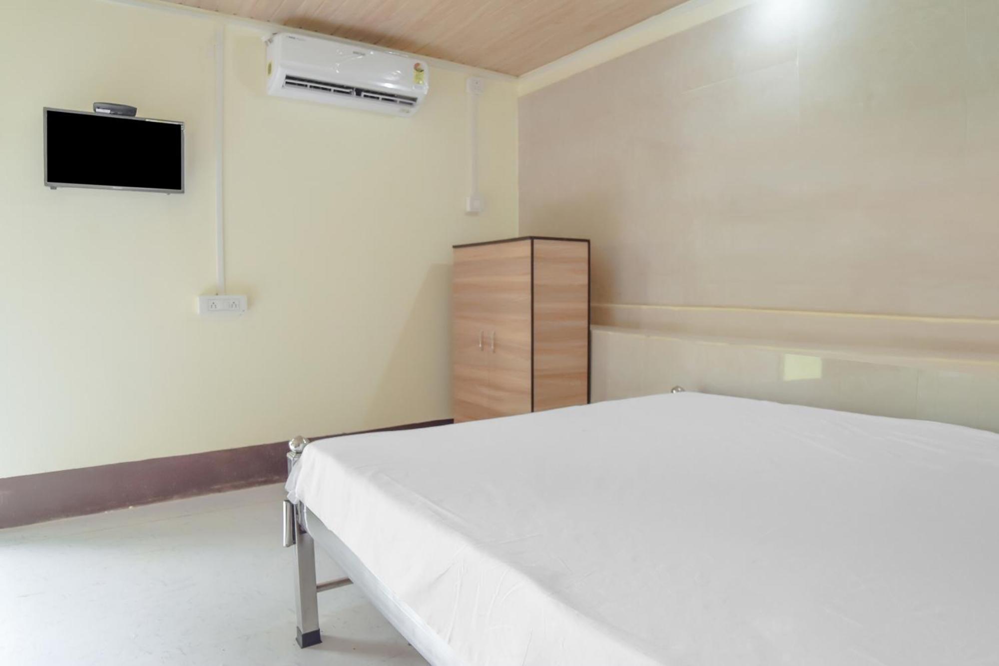 גווהטי Hotel O Darshini Homes מראה חיצוני תמונה